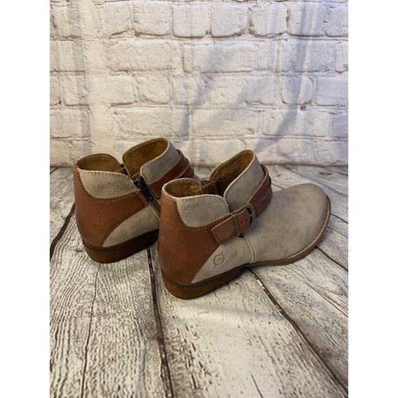 Born Kati Suede Short Booties, Size 8 - Picture 3 of 8